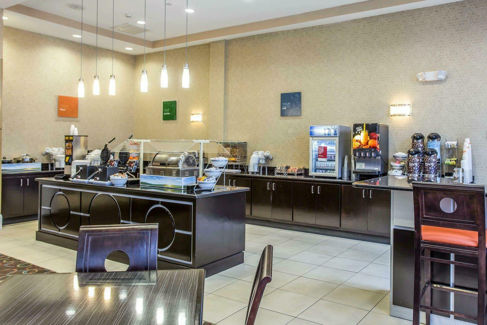 Comfort I-95 Hotel 4*