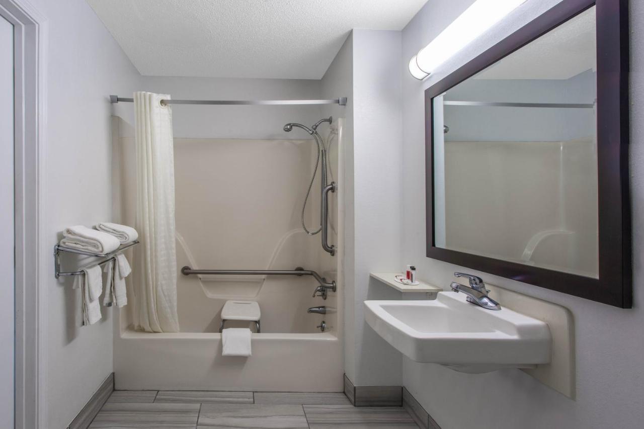 Hotel Super 8 By Wyndham Florence
