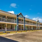 Clarion Inn & Suites