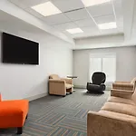 Holiday Inn Express & Suites Florence By Ihg