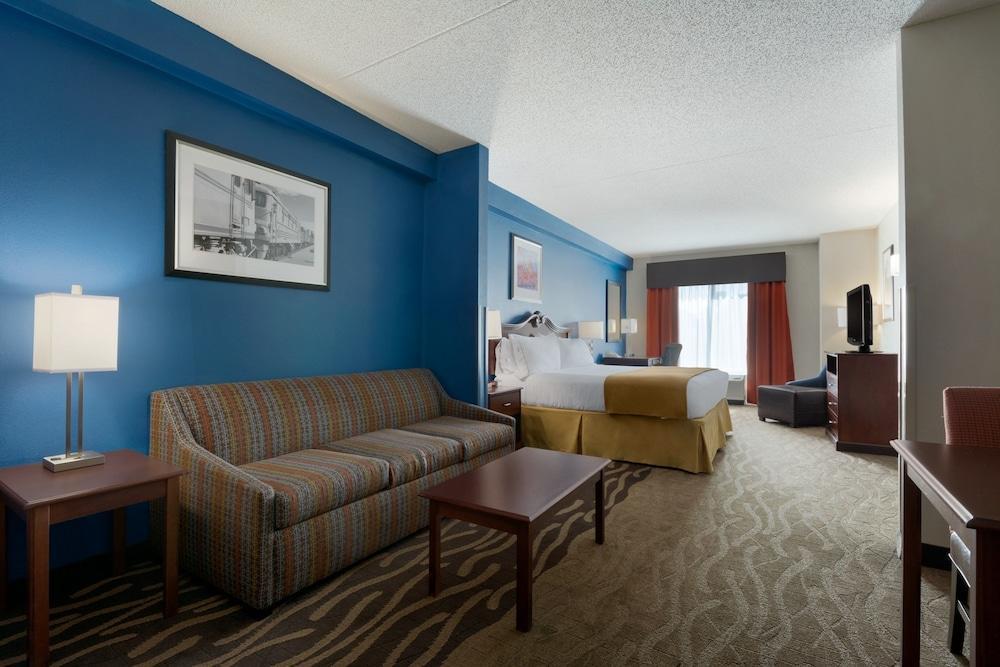 Express & By Ihg