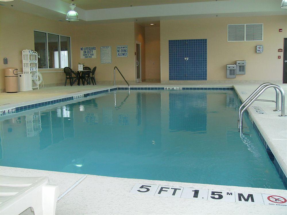 Express & By Ihg Hotel 2*