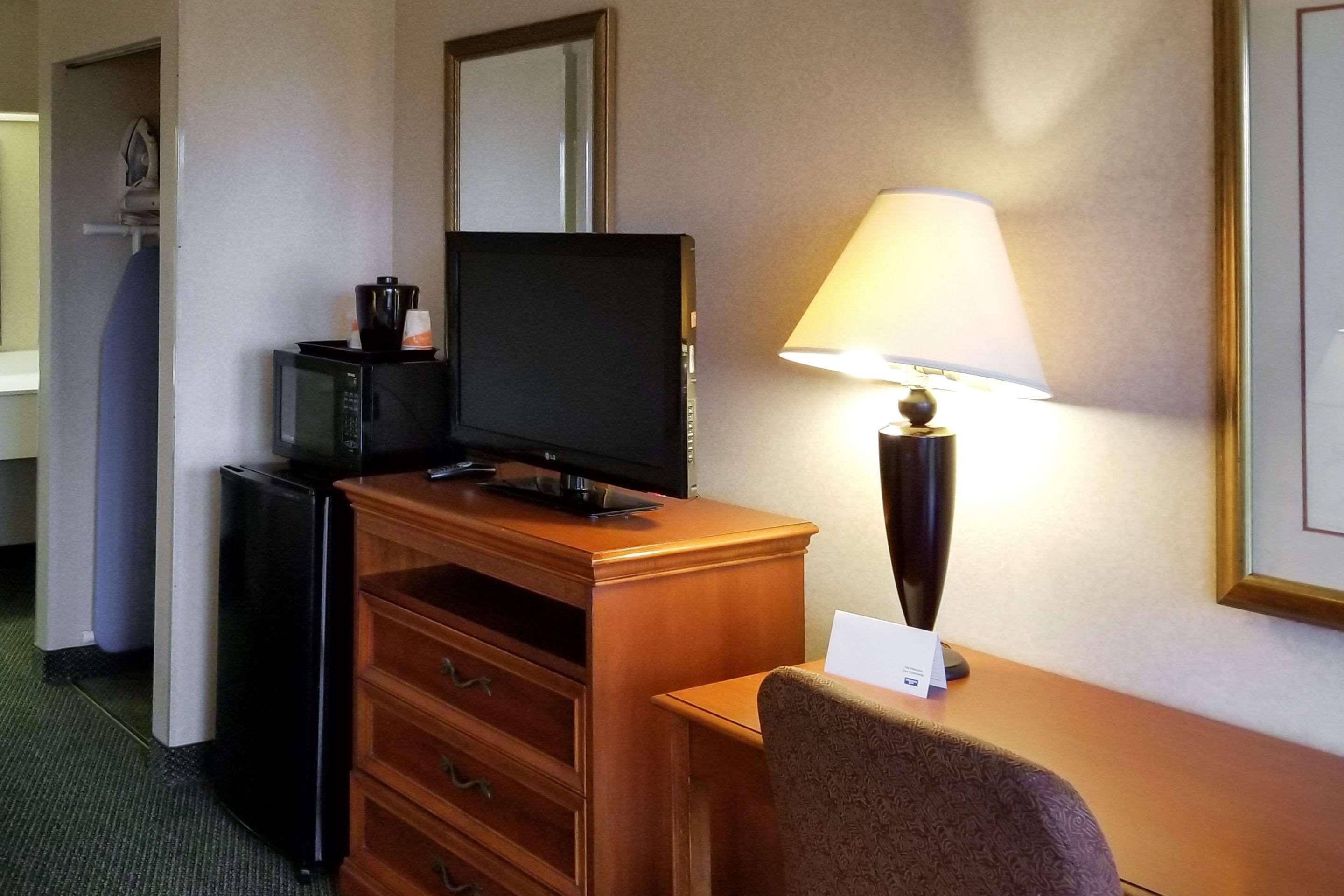 Otel Clarion &