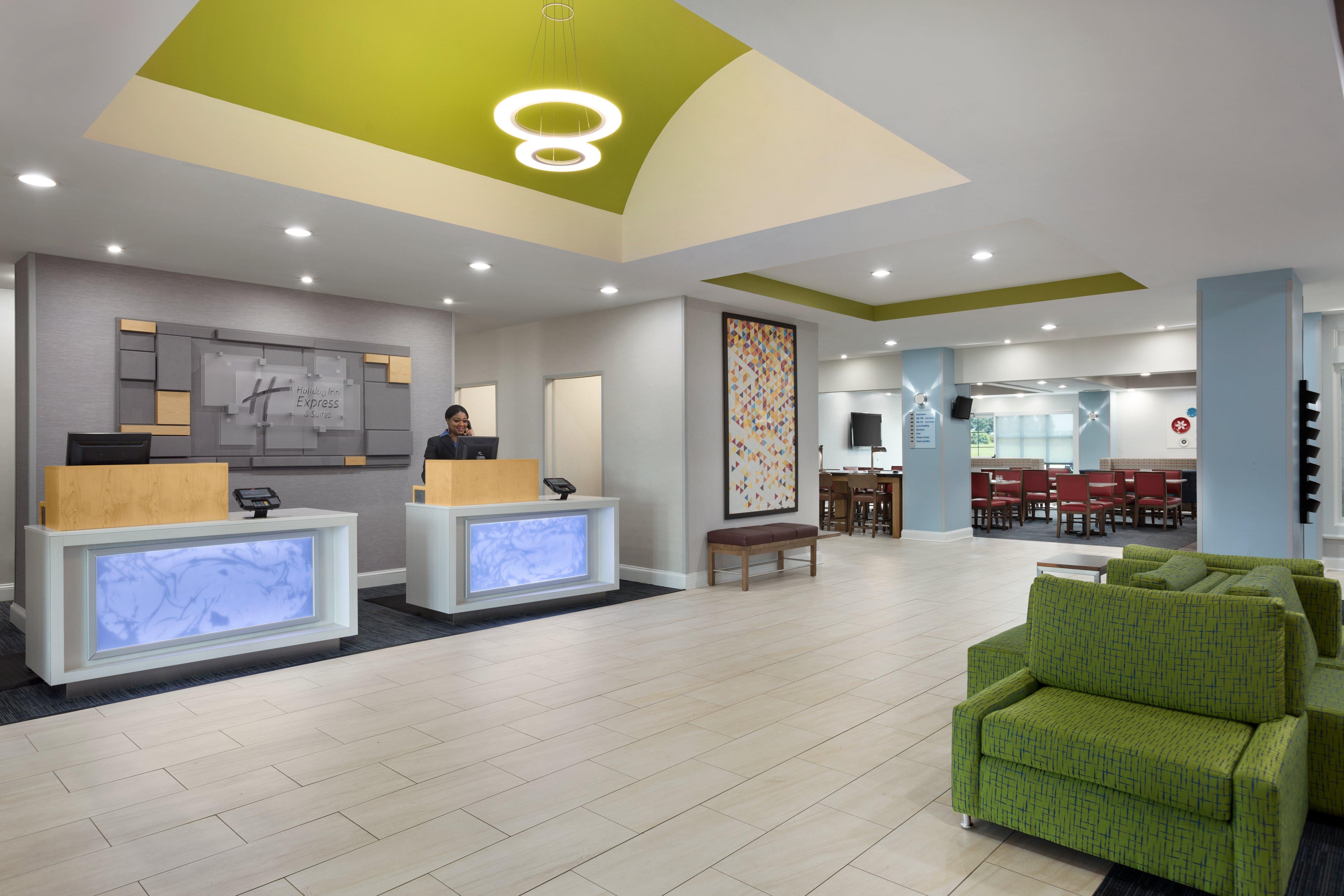 Express & By Ihg Hotel 2*