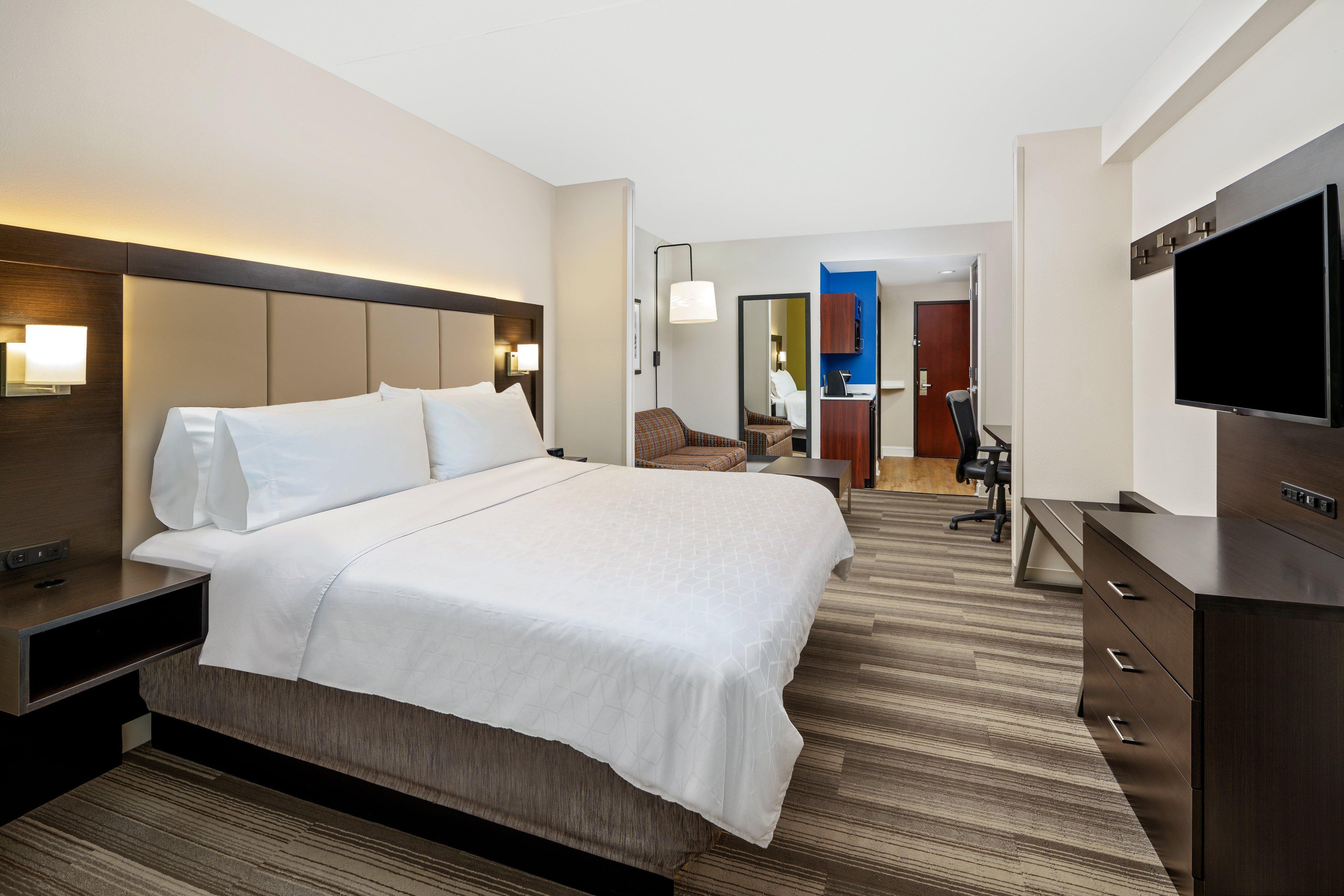 Hotel Express & By Ihg 2*