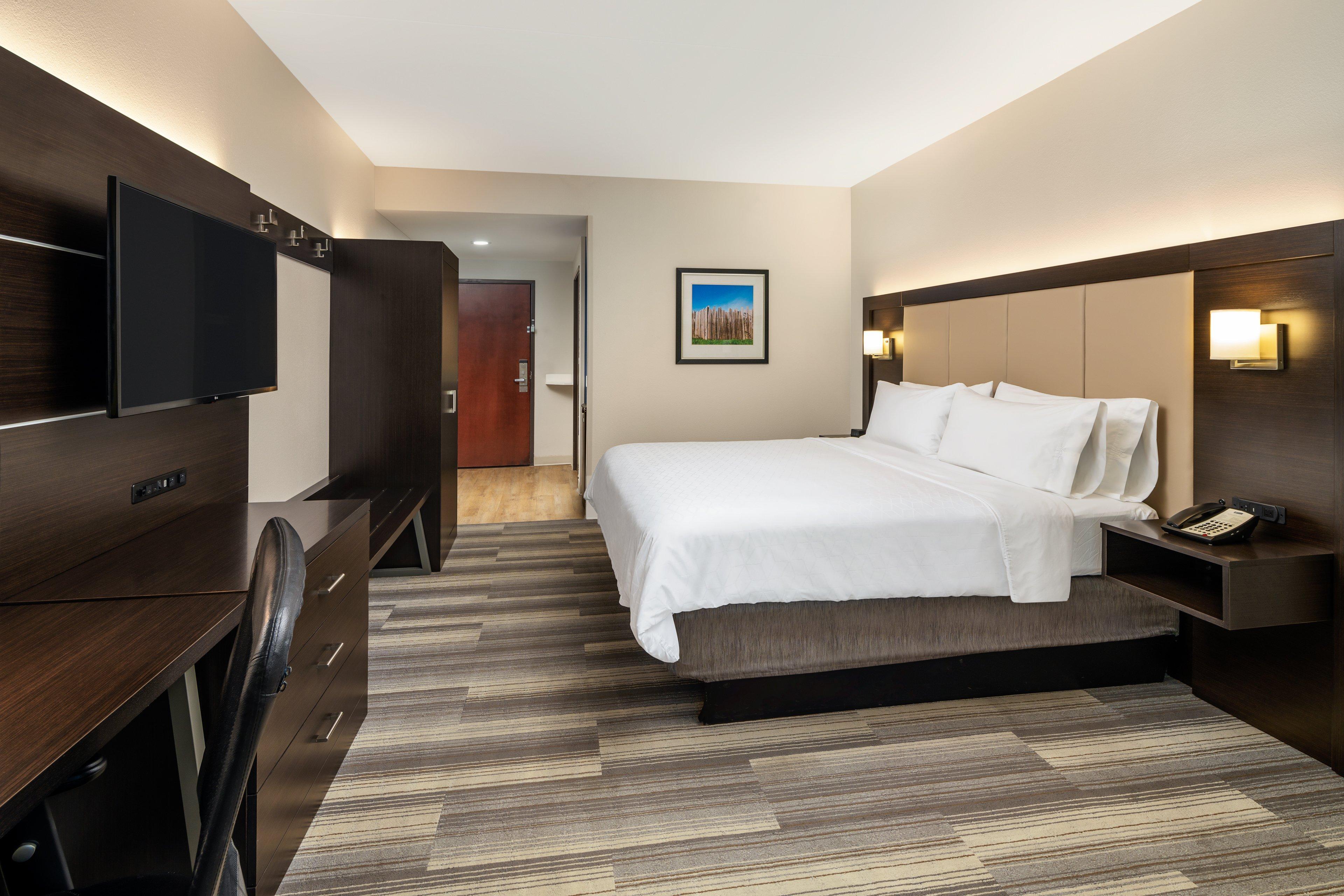 Hotel Express & By Ihg 2*
