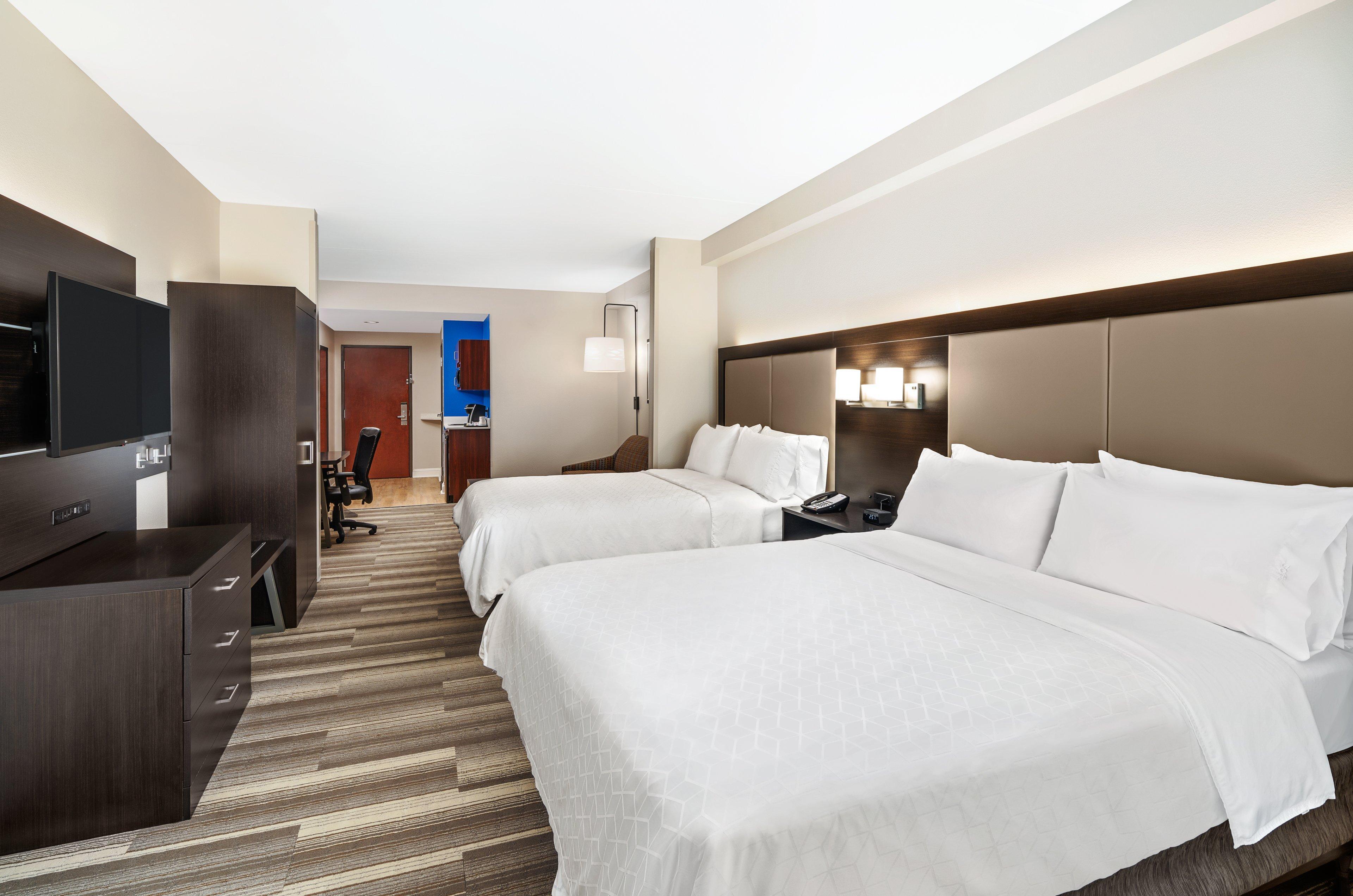 Hotel Express & By Ihg 2*
