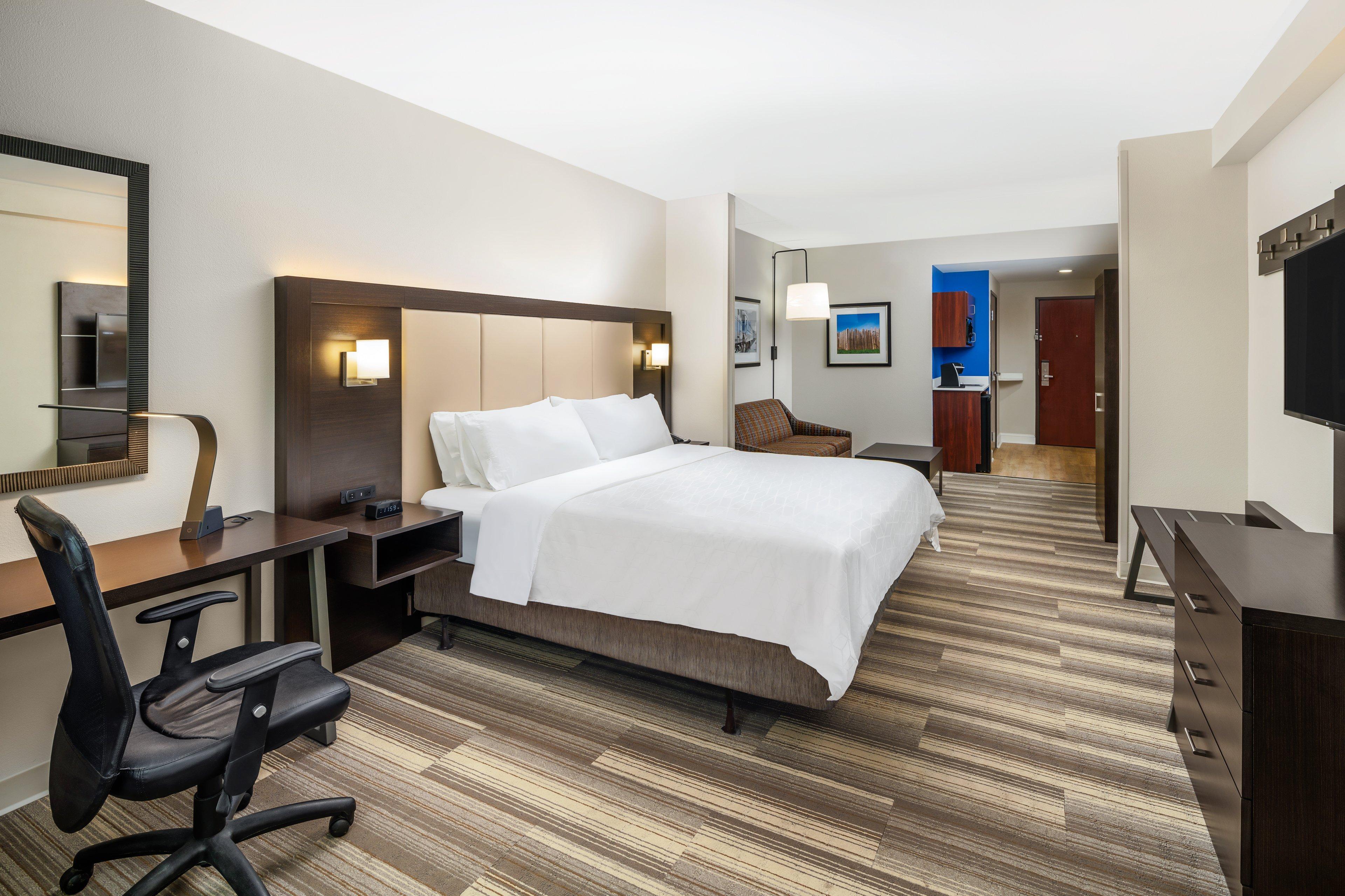 Hotel Express & By Ihg 2*