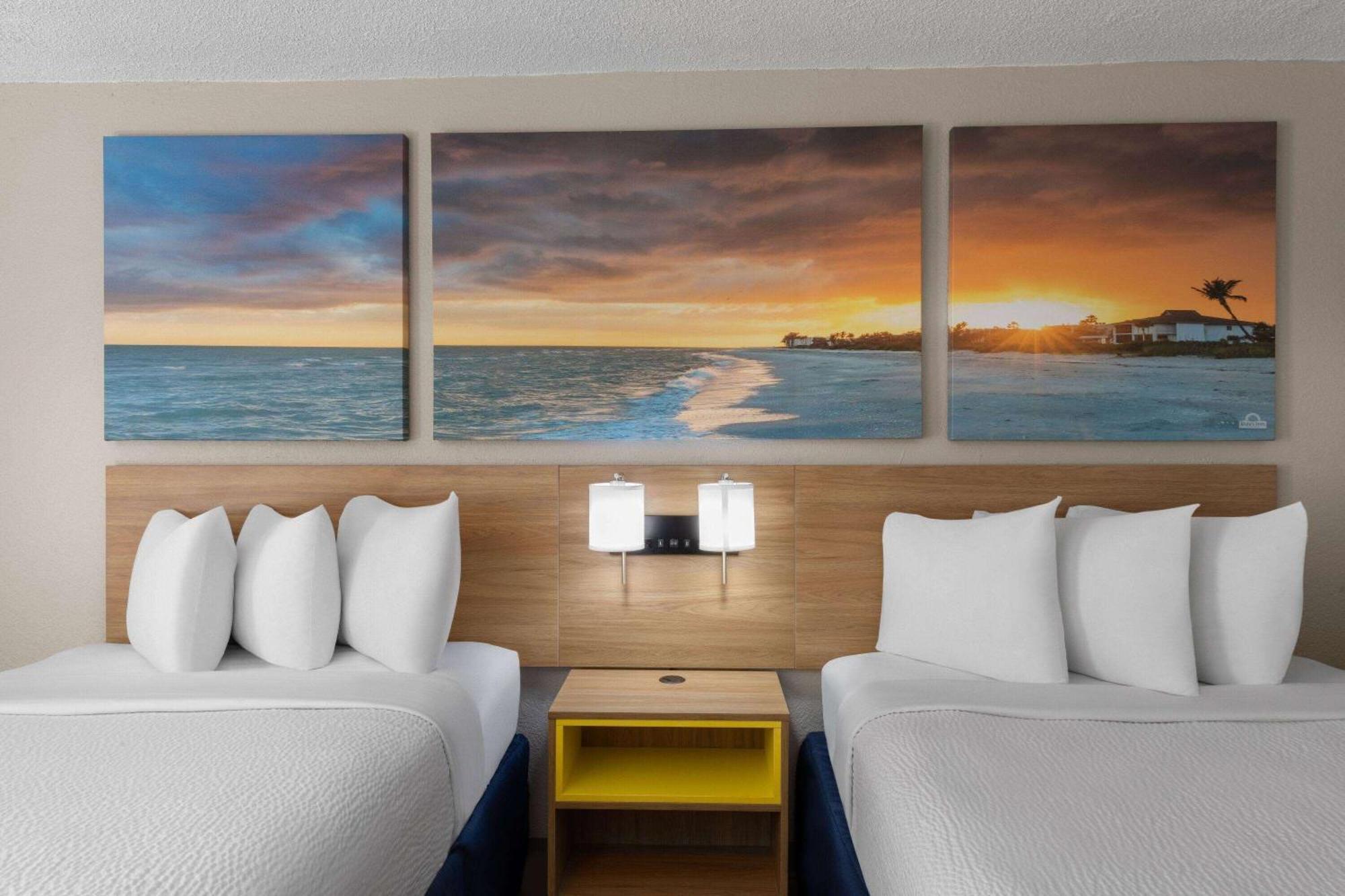 Hotel Days By Wyndham Near Civic Center 3*