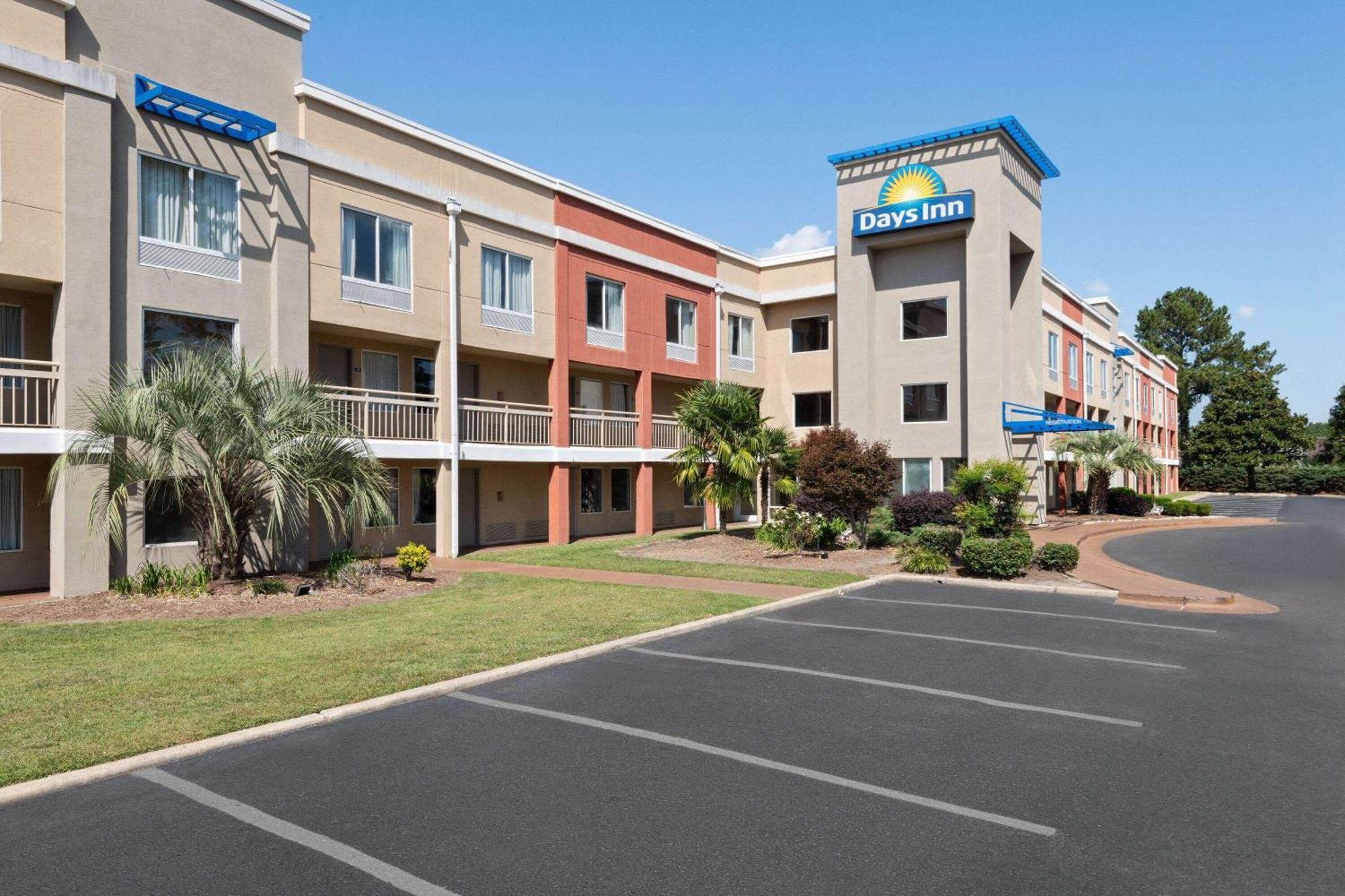 Hotel Days By Wyndham Near Civic Center Florence