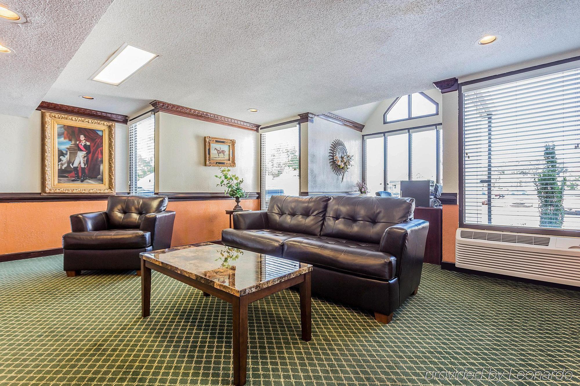Econo Lodge