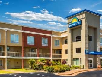 Days By Wyndham Near Civic Center Florence