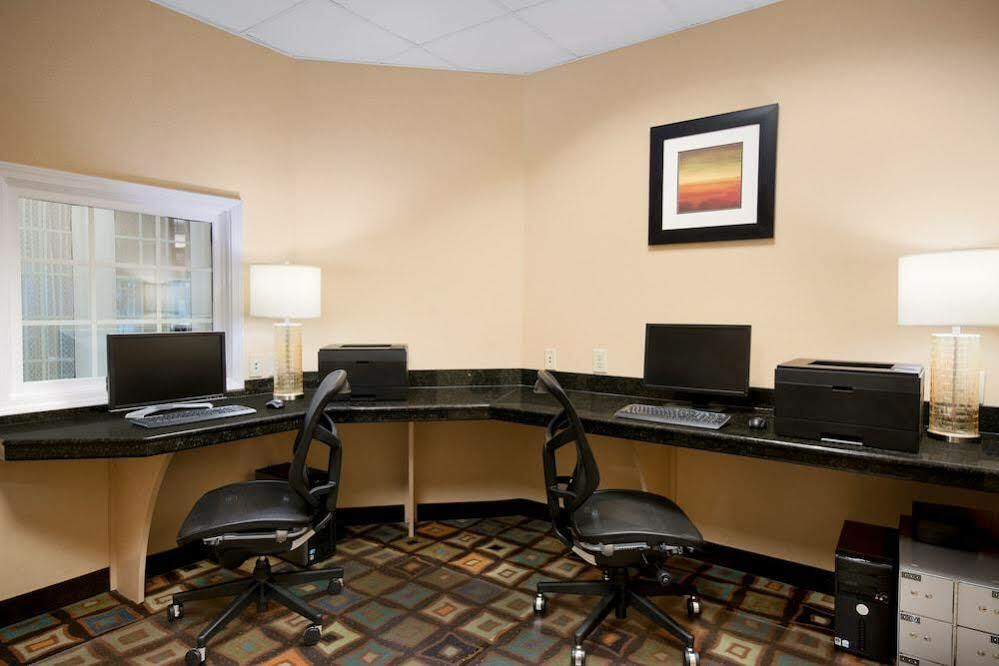 Express & By Ihg